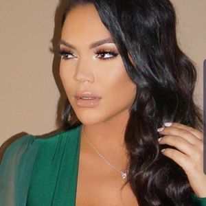 Meet your Posher, Layla